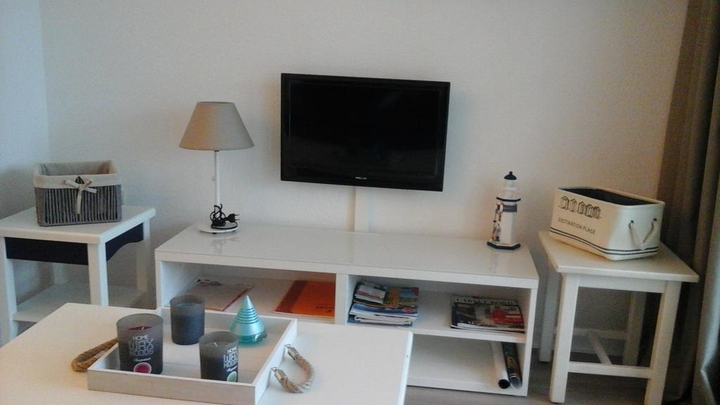 Studio avec vue sur Lac Talmont-Saint-Hilaire Extérieur photo