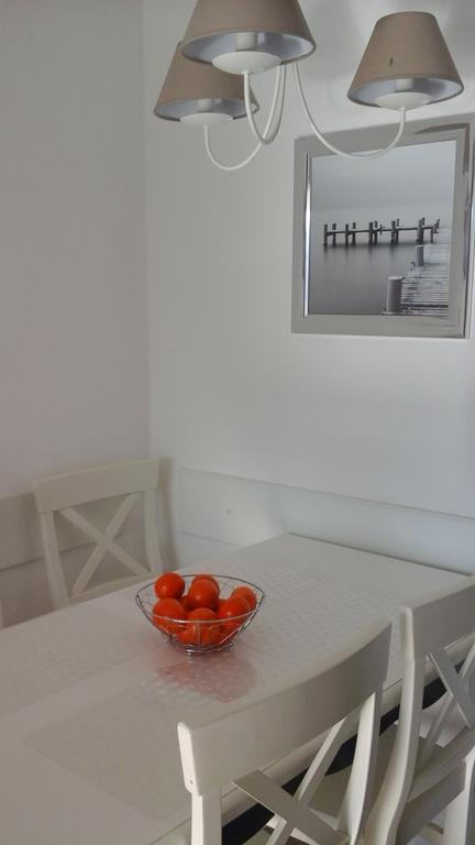 Studio avec vue sur Lac Talmont-Saint-Hilaire Extérieur photo